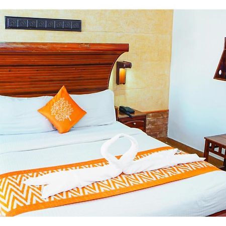 Hotel Mart View Kochi Dış mekan fotoğraf