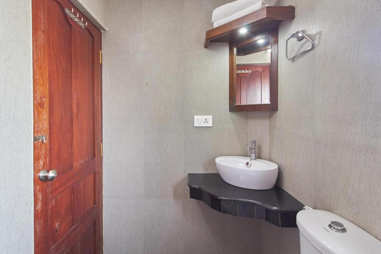 Hotel Mart View Kochi Dış mekan fotoğraf
