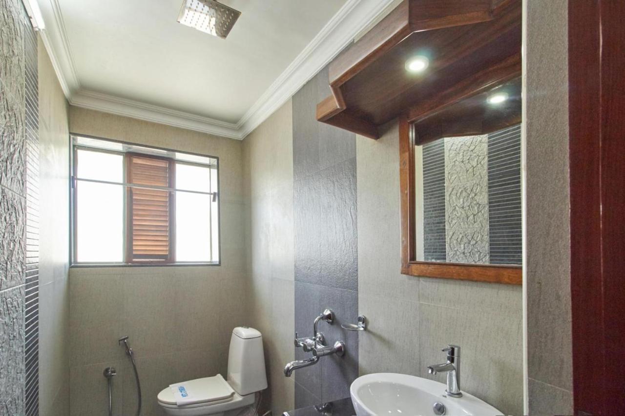 Hotel Mart View Kochi Dış mekan fotoğraf