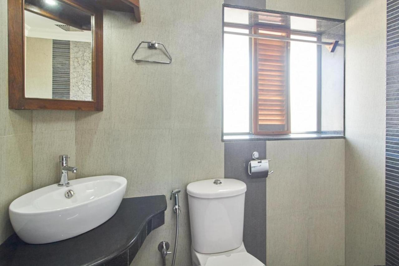 Hotel Mart View Kochi Dış mekan fotoğraf