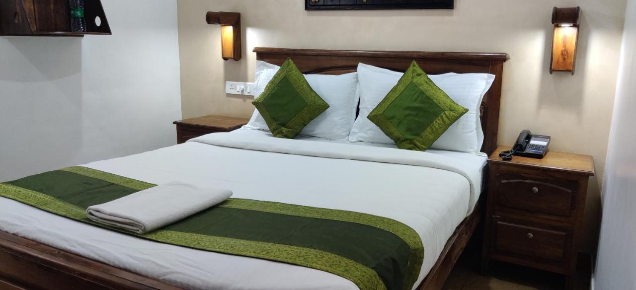 Hotel Mart View Kochi Dış mekan fotoğraf