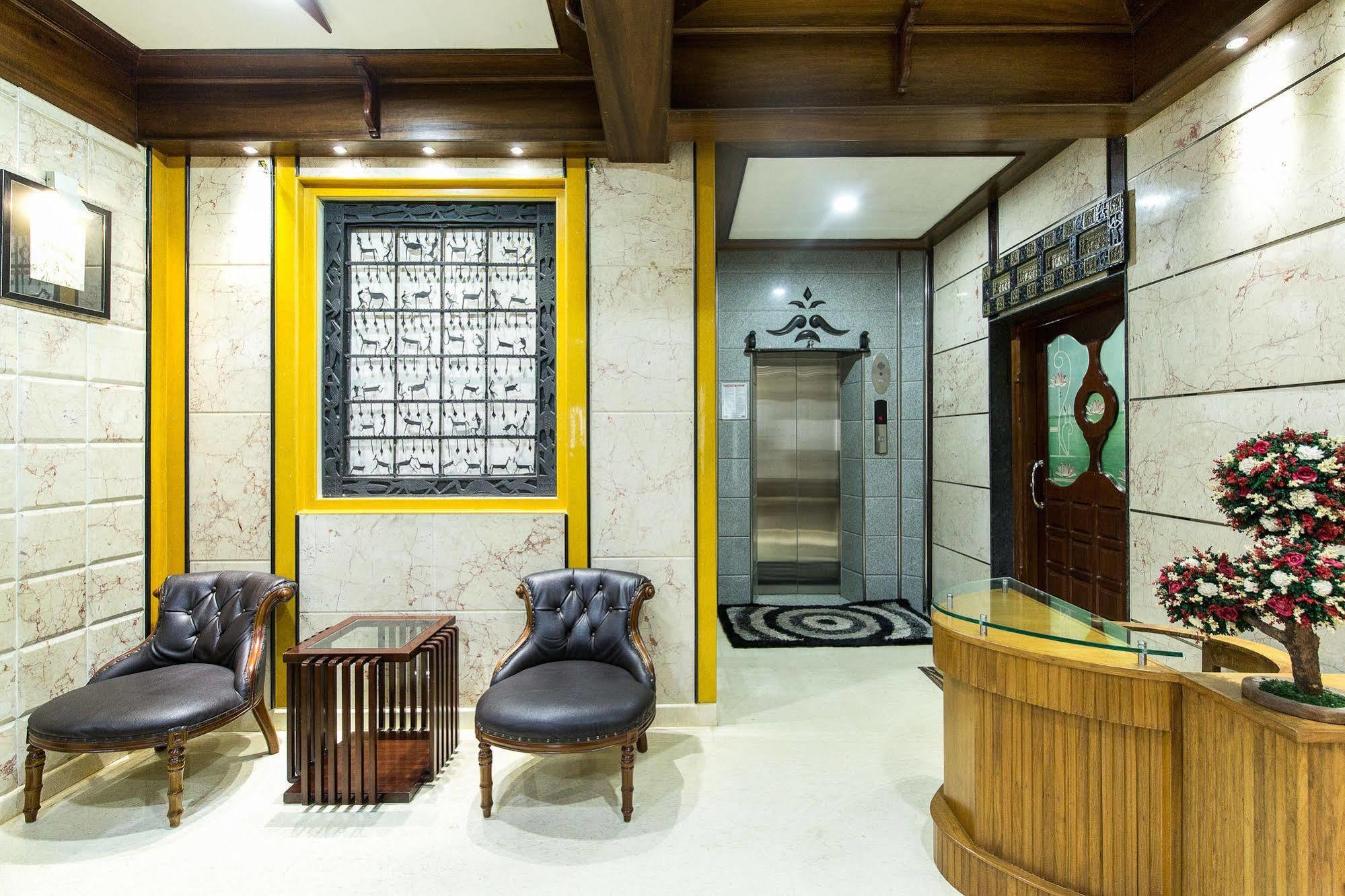 Hotel Mart View Kochi Dış mekan fotoğraf