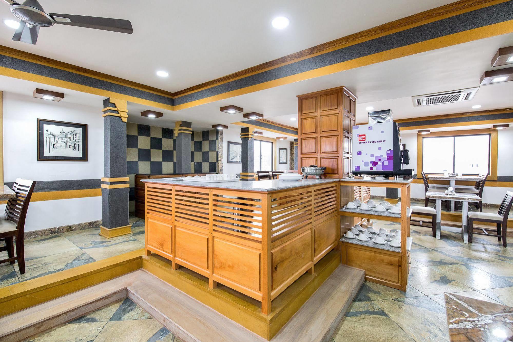Hotel Mart View Kochi Dış mekan fotoğraf