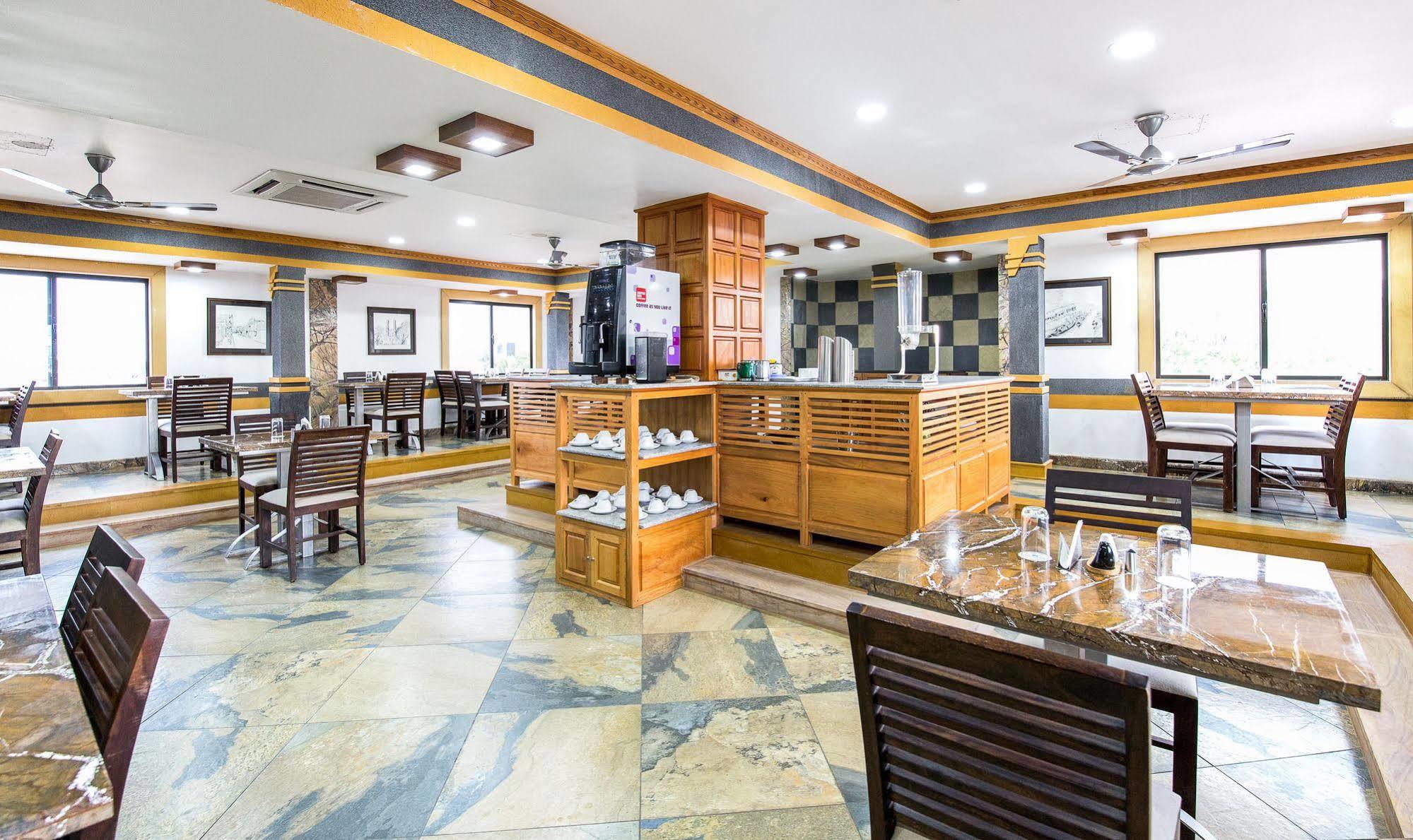 Hotel Mart View Kochi Dış mekan fotoğraf