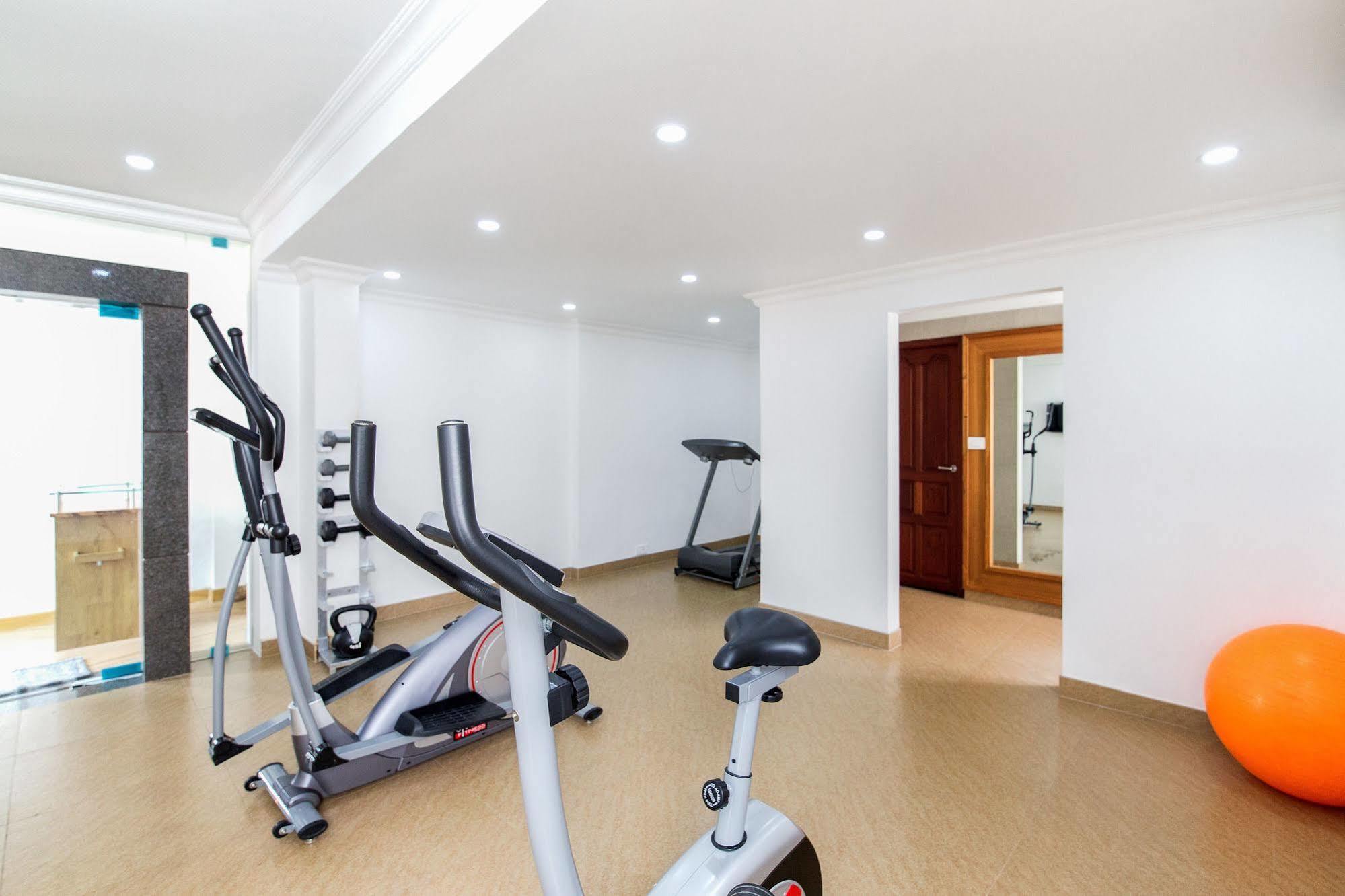 Hotel Mart View Kochi Dış mekan fotoğraf